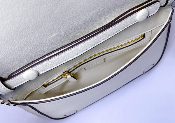 激安グッチバッグコピー全体デザイン